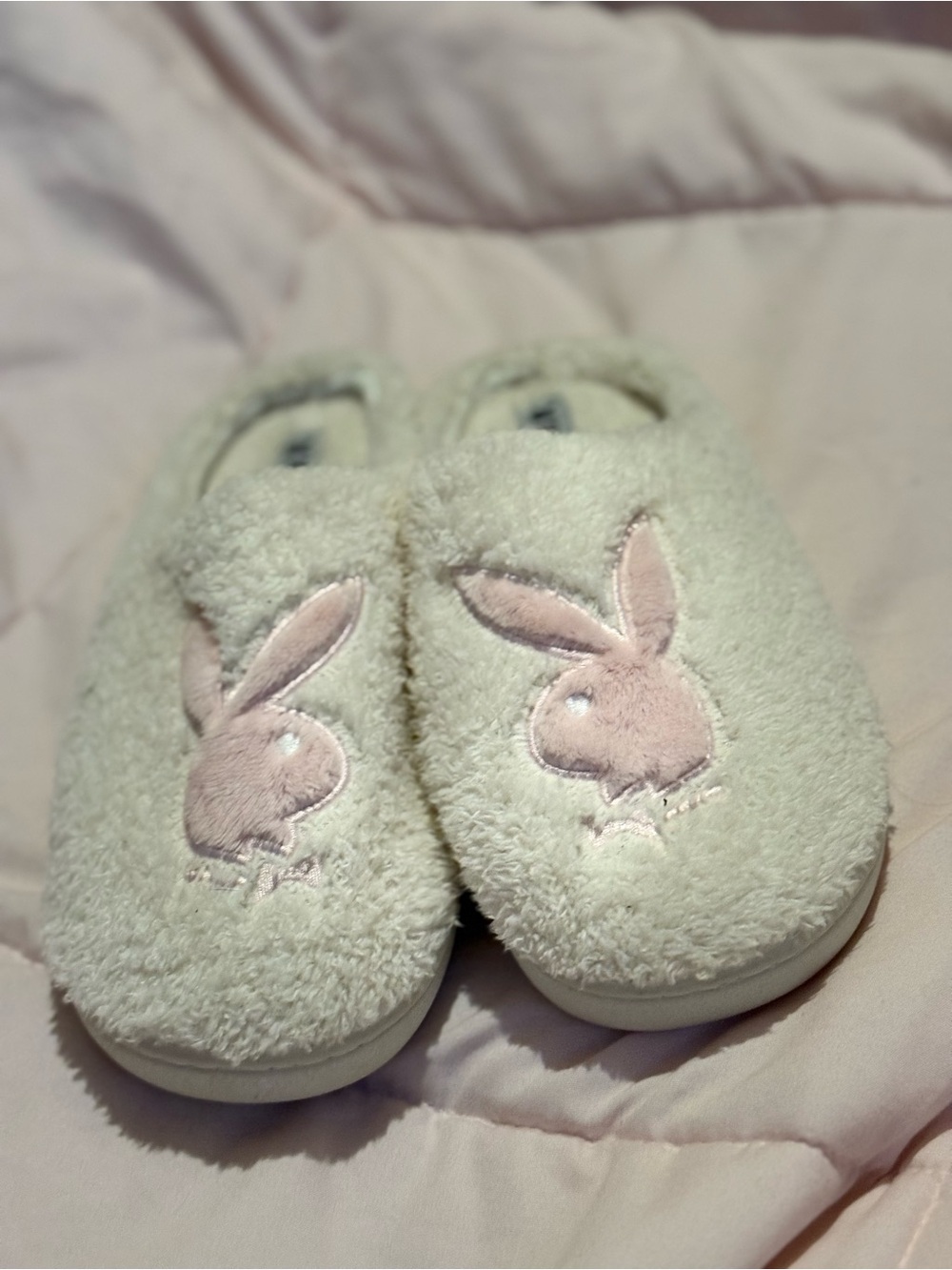 PLAYBOY Kids Plush Slippers - Cream with Pink Bunny